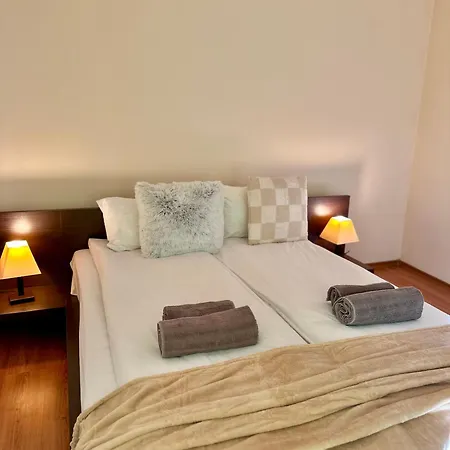 Gæstehus House Laudis 3*