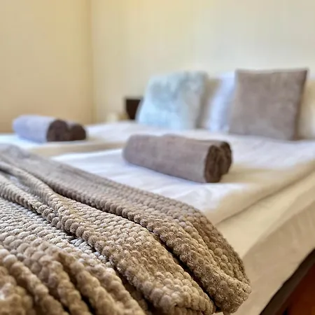 House Laudis Gasthuis 3*